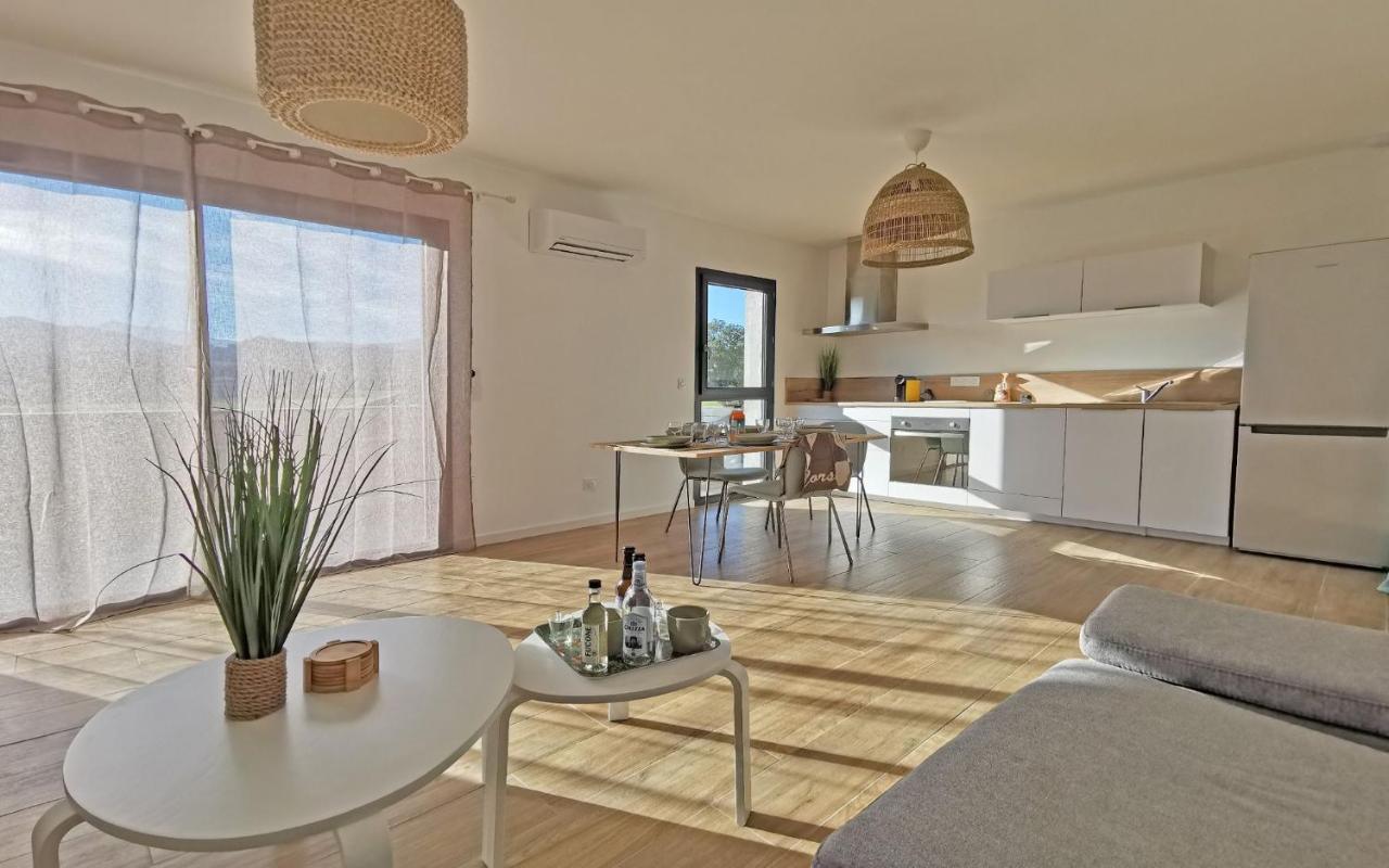 Residence Petra Paolina Folelli Esterno foto
